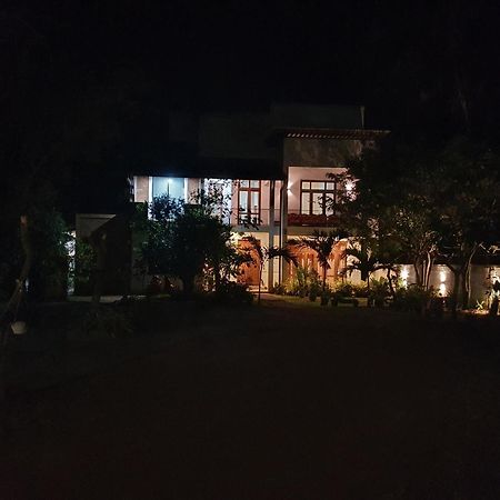 Ruwinsons Canal Garden 阿努拉德普勒 外观 照片